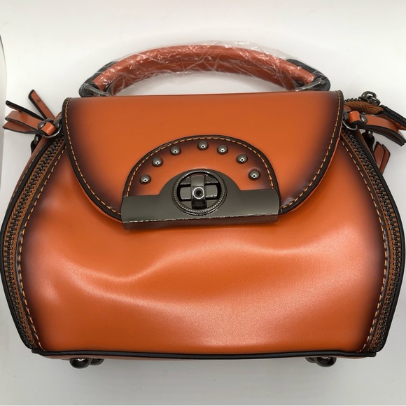 Handbags - Woman Vintage Sitching Rivet Decorative Flap Saddle Bag